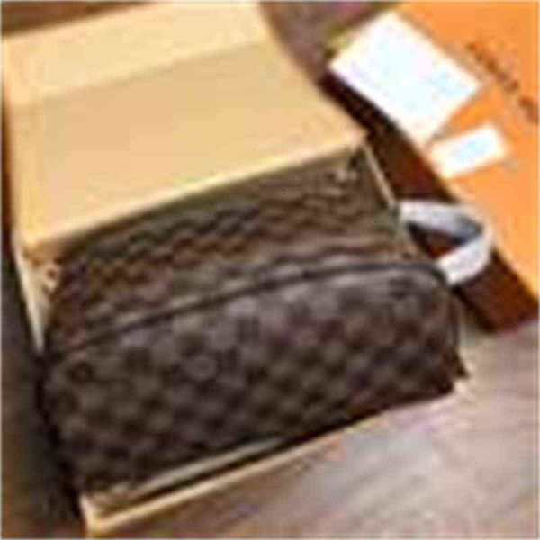 n47527 extra large toiletry bag cosmetic bags cases clutches evening pouches mini bags long wallet purse
n47527 extra large toiletry bag cosmetic bags cases clutches evening pouches mini bags long wallet purse