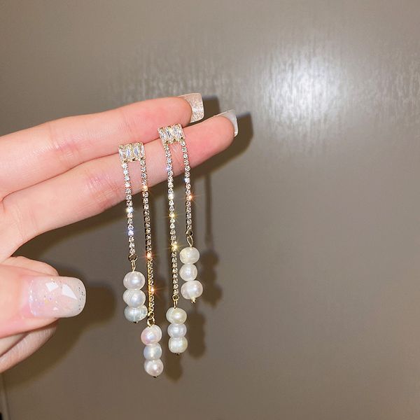 925 silver stud rhinestone-encrusted zircon freshwater pearl ear studs korean super fairy tassel long earrings gentle elegant earrings, Golden
925 silver stud rhinestone-encrusted zircon freshwater pearl ear studs korean super fairy tassel long earrings gentle elegant earrings, Golden