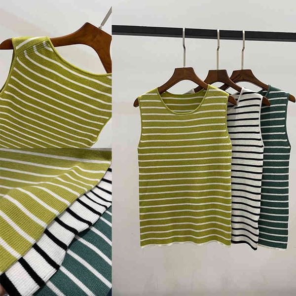 women's tanks camis p100175xrk 60 count worsted wool 32 stripe knitted vest, White
women's tanks camis p100175xrk 60 count worsted wool 32 stripe knitted vest, White