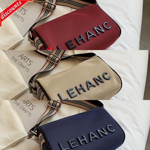 fashionable single simple fashion 2022 new trend generous quality shoulder messenger bag lady handbags
fashionable single simple fashion 2022 new trend generous quality shoulder messenger bag lady handbags