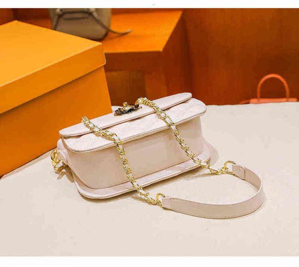 woman bags purses and handbags fanshion luxury designers satchels chain bag diagonal cross shoulder women's bag 55% off
woman bags purses and handbags fanshion luxury designers satchels chain bag diagonal cross shoulder women's bag 55% off