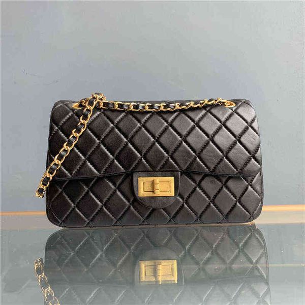 fashion medium square bag luxury designer genuine leather large handbags purses crossbody lock buckle shoulder women bag 2021 g220422 
fashion medium square bag luxury designer genuine leather large handbags purses crossbody lock buckle shoulder women bag 2021 g220422