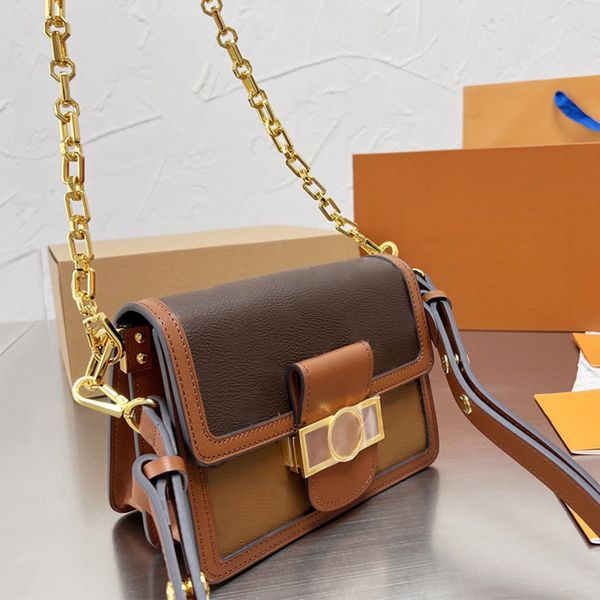 designer luxury women the tote bag fashion versatile handbags shoulder crossbody bags purse tories totes large capacity saddle wallets 7a h7
designer luxury women the tote bag fashion versatile handbags shoulder crossbody bags purse tories totes large capacity saddle wallets 7a h7
