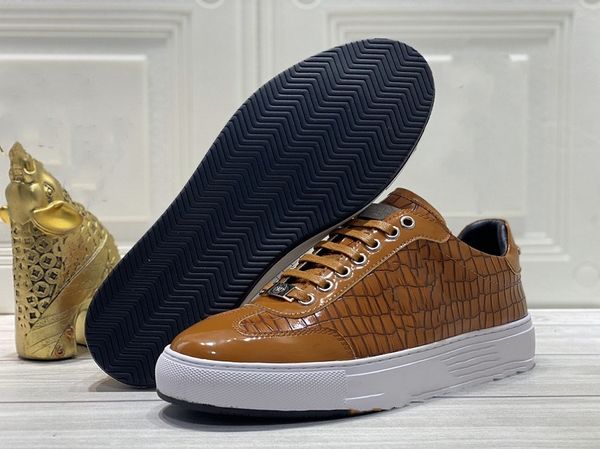 2022 mens designer shoes letter printed luxury fashion casual black men sports sneakers real picture p003c
2022 mens designer shoes letter printed luxury fashion casual black men sports sneakers real picture p003c