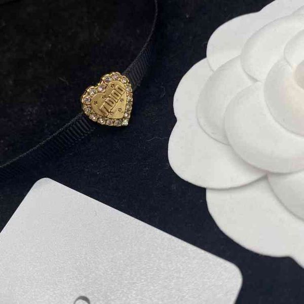 design jewel pendant necklaces sunspot belt love female collar letter simple girl necklace, Silver
design jewel pendant necklaces sunspot belt love female collar letter simple girl necklace, Silver