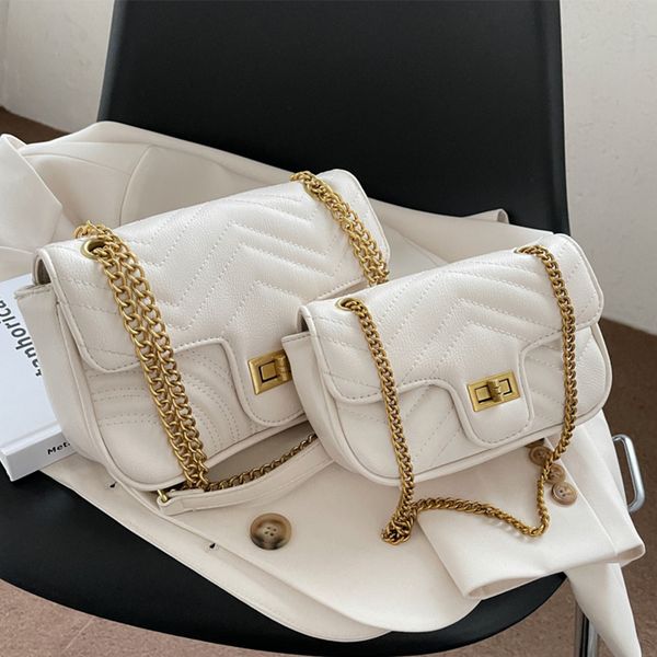 spring womens pu quilted shoulder crossbody bag 2022 designer small chain handbag luxury brand selling lady crossbody bags
spring womens pu quilted shoulder crossbody bag 2022 designer small chain handbag luxury brand selling lady crossbody bags