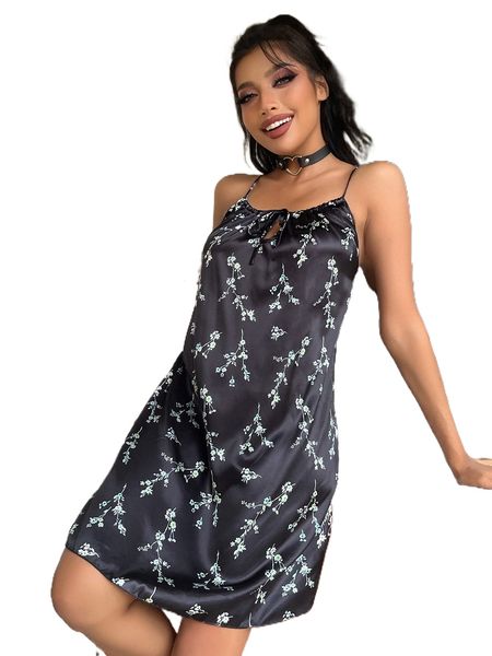 ditsy floral print knot front crisscross back satin cami night dress a92p#, Black;red
ditsy floral print knot front crisscross back satin cami night dress a92p#, Black;red