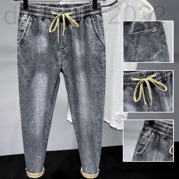 men's jeans designer tether elastic waist spring jeans men's korean version chao brand small foot slim fit cotton embroidered deni, Blue
men's jeans designer tether elastic waist spring jeans men's korean version chao brand small foot slim fit cotton embroidered deni, Blue