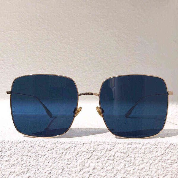 fashion women sunglasses metal trendy new classic d gradient same men design vintage sunglass, White;black
fashion women sunglasses metal trendy new classic d gradient same men design vintage sunglass, White;black
