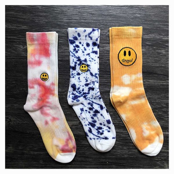 3 pairs of drew smiling face tie dyed ink splashed cotton sports socks, Black
3 pairs of drew smiling face tie dyed ink splashed cotton sports socks, Black
