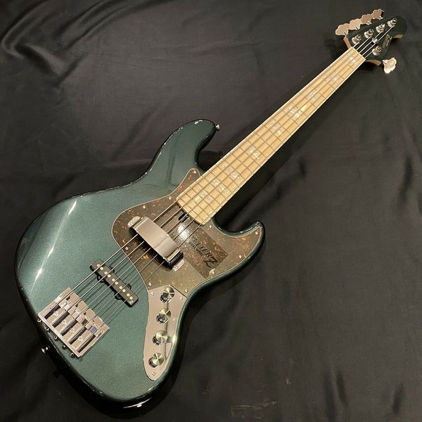 atelier z: m265 custom electric bass 
atelier z: m265 custom electric bass