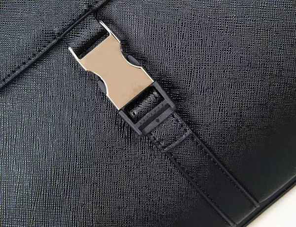 designer mens briefcase business bag cowhide laphandbag men's work tote fast post big brand leather shoulder bag
designer mens briefcase business bag cowhide laphandbag men's work tote fast post big brand leather shoulder bag