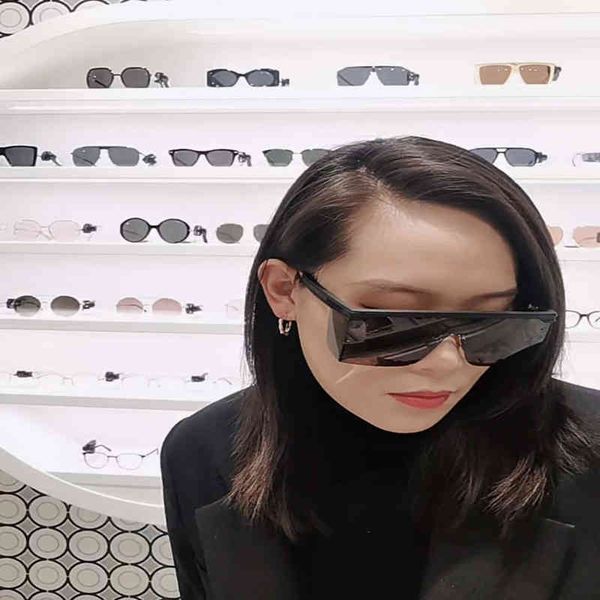 women's sunglasses fashion club m1u frameless conjoined goggles plate fo8w, White;black
women's sunglasses fashion club m1u frameless conjoined goggles plate fo8w, White;black