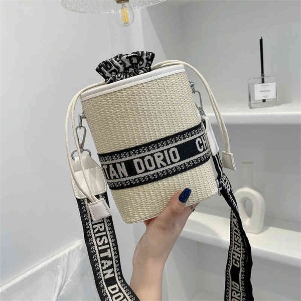 new straw bag korean fashion drawstring bucket bag net red foreign style one shoulder messenger bag holiday style 60% off online 
new straw bag korean fashion drawstring bucket bag net red foreign style one shoulder messenger bag holiday style 60% off online