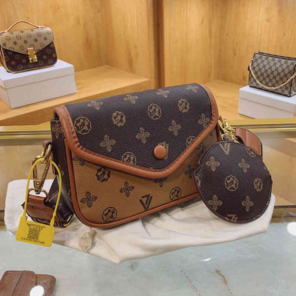 advanced feeling female minority design autumn winter broadband single shoulder armpit versatile small square bag
advanced feeling female minority design autumn winter broadband single shoulder armpit versatile small square bag