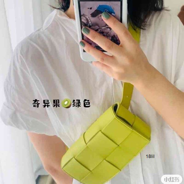 cassette outdoor sports designer venetas bottegas bagswoven womens leather messenger fashion summer
cassette outdoor sports designer venetas bottegas bagswoven womens leather messenger fashion summer