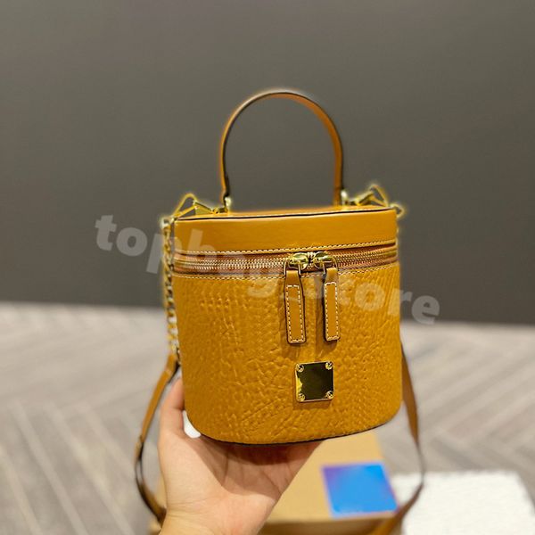 2022 new designer bucket bag womens messenger bag fashion print hand pair flower cut double zipper 17cm
2022 new designer bucket bag womens messenger bag fashion print hand pair flower cut double zipper 17cm