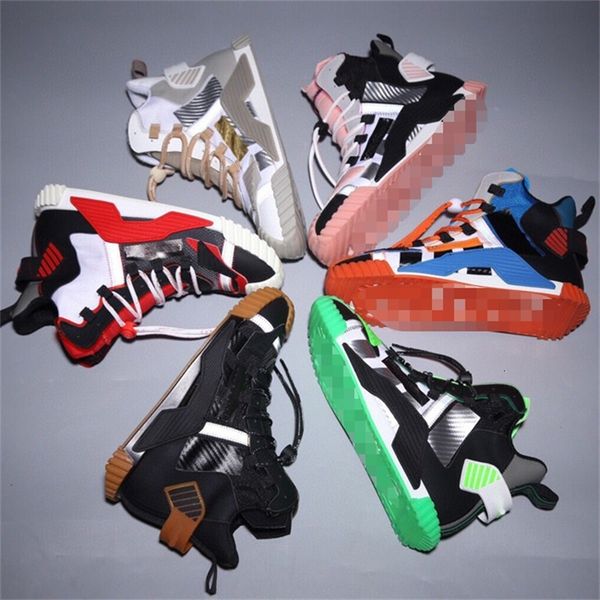dress shoes autumn round head flat bottom anti slip color matching korean lace up high casual couple shoes are c6wb, Black
dress shoes autumn round head flat bottom anti slip color matching korean lace up high casual couple shoes are c6wb, Black