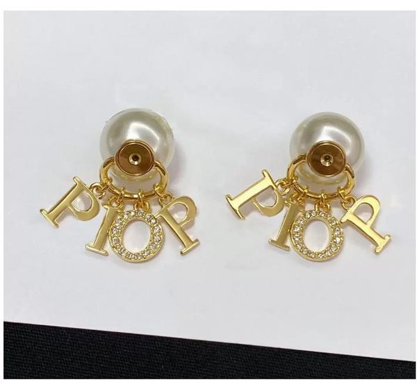 fashion pearl stud earrings for lady women party wedding lovers gift engagement jewelry for bride, Golden;silver
fashion pearl stud earrings for lady women party wedding lovers gift engagement jewelry for bride, Golden;silver