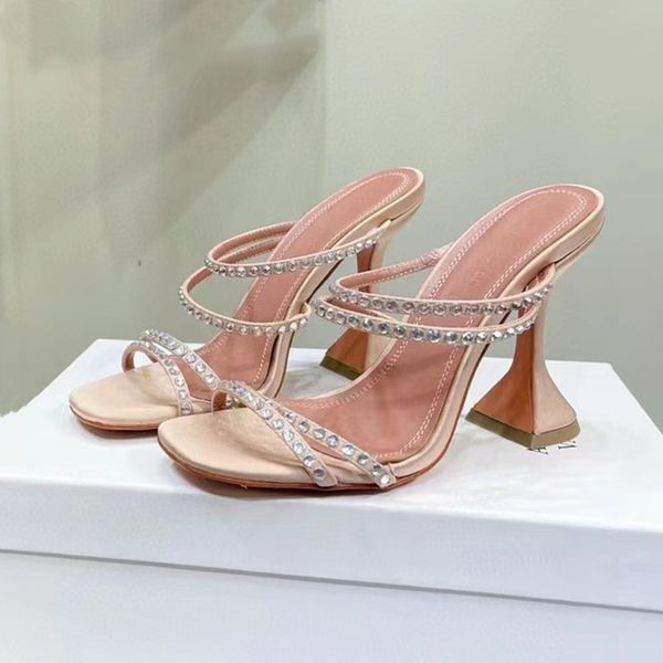 crystal-embellished amina muaddi begum buckle stain open toe sandals tube heel sandals women's luxury designer dress shoes evening slin, Black
crystal-embellished amina muaddi begum buckle stain open toe sandals tube heel sandals women's luxury designer dress shoes evening slin, Black