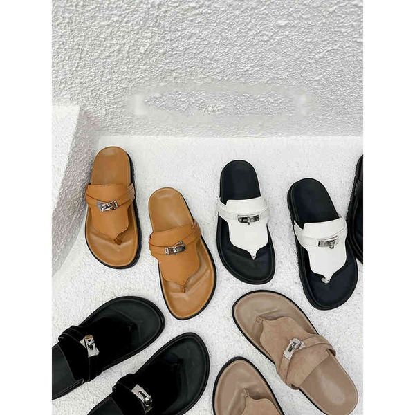 spring and summer 2022 new flat bottomed low heel leather flip flops black sandals casual and versatile sandals for women
spring and summer 2022 new flat bottomed low heel leather flip flops black sandals casual and versatile sandals for women