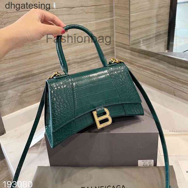 bags portable shoulder italy brand bag hanbags balenciga b-buckle crocodile 2022 designer messenger luxurys women hourglass handbag paris
bags portable shoulder italy brand bag hanbags balenciga b-buckle crocodile 2022 designer messenger luxurys women hourglass handbag paris