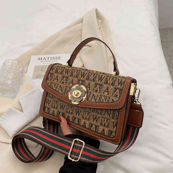 high women's fashion cute womens shoulder trendy small square leather bag female korea concise solid handbag
high women's fashion cute womens shoulder trendy small square leather bag female korea concise solid handbag