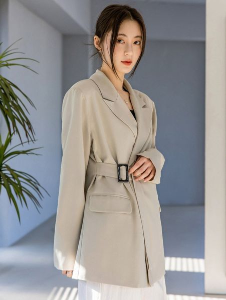 dazy-less buckle side wrap front flap detail blazer c4ce#, White
dazy-less buckle side wrap front flap detail blazer c4ce#, White