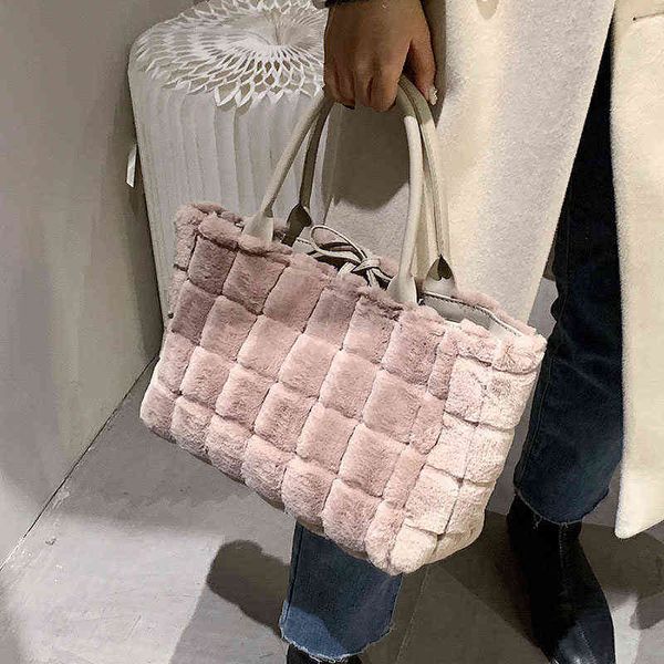luxury weave faux fur large tote handbags woman soft warm plush designer shoulder bookbags bags winter new brand shopping bag 2205624
luxury weave faux fur large tote handbags woman soft warm plush designer shoulder bookbags bags winter new brand shopping bag 2205624
