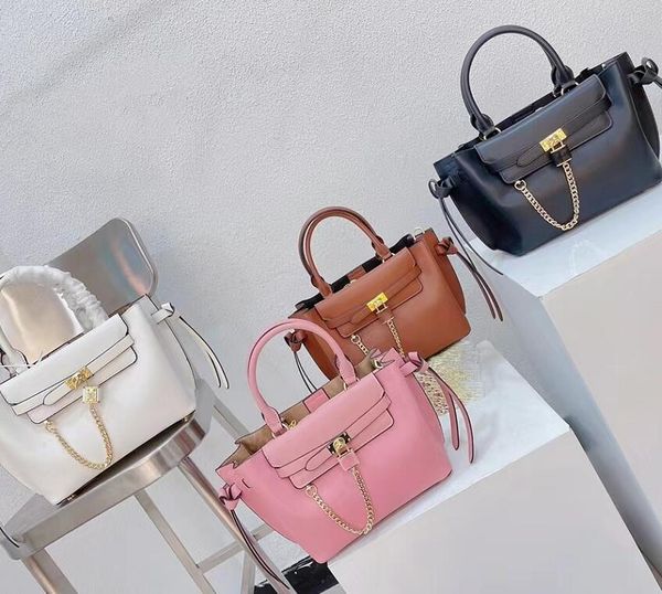 women fashion multicolor designer handbag shoulder bag luxury cow leather high capacity pure color simple womens elegance messenger bags
women fashion multicolor designer handbag shoulder bag luxury cow leather high capacity pure color simple womens elegance messenger bags