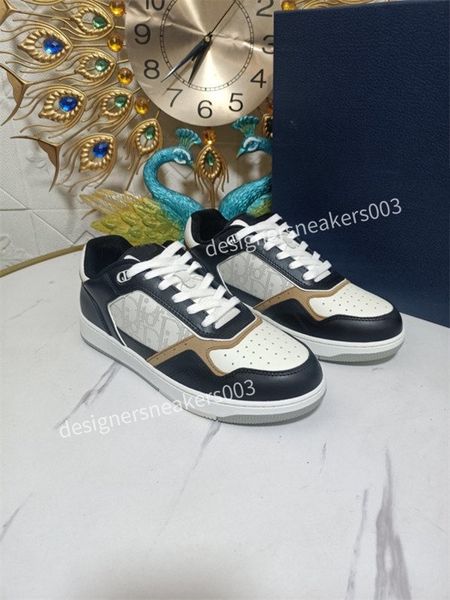 2022 designer shoes men sneakers new color luxury outdoor low help leather trendy zipper metal buckle casual shoes size35-45, Black
2022 designer shoes men sneakers new color luxury outdoor low help leather trendy zipper metal buckle casual shoes size35-45, Black