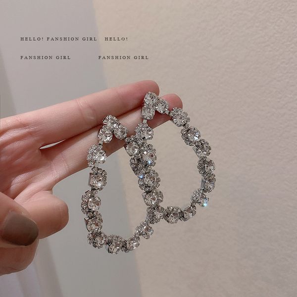 925 silver needle full diamond water drop earrings european and american exaggerated temperament fashion earrings simple personality interne, Golden
925 silver needle full diamond water drop earrings european and american exaggerated temperament fashion earrings simple personality interne, Golden
