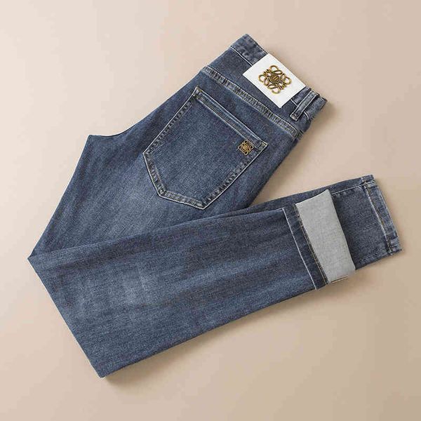 men's clothing brand 2022 spring and summer new korean men's fashion trend blue slim jeans
men's clothing brand 2022 spring and summer new korean men's fashion trend blue slim jeans