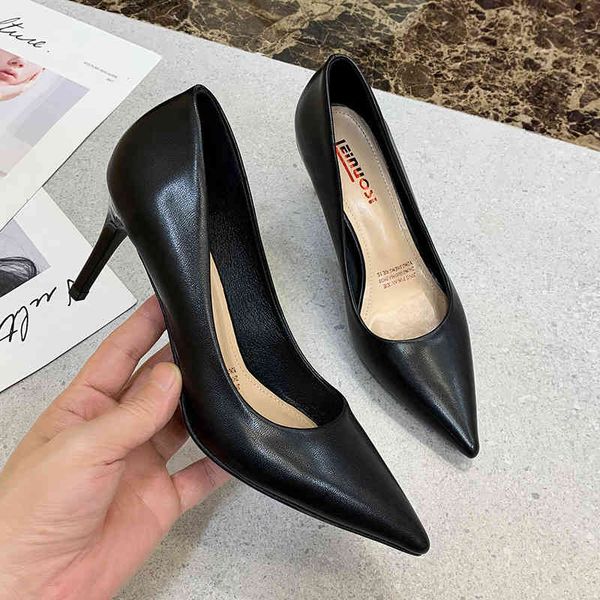 sandals black leather shoes women's work professional soft soled ceremonial middle heel interview single pointed mwdr
sandals black leather shoes women's work professional soft soled ceremonial middle heel interview single pointed mwdr