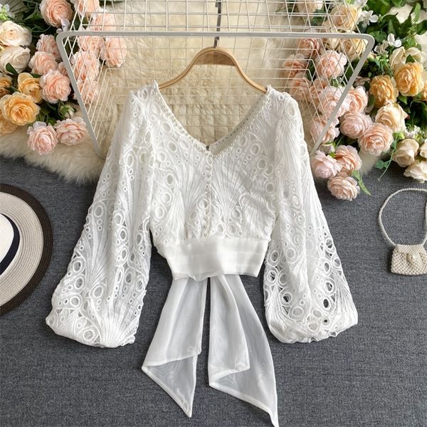 black/white v-neck blouse women hollow out female elegant beading puff sleeve bandage short shirt autumn fashion 210226, Black;gray
black/white v-neck blouse women hollow out female elegant beading puff sleeve bandage short shirt autumn fashion 210226, Black;gray