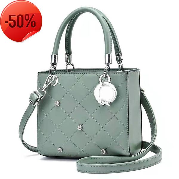 the factory directly french fashion hand 2022 princs one shoulder msenger bag women's bag
the factory directly french fashion hand 2022 princs one shoulder msenger bag women's bag