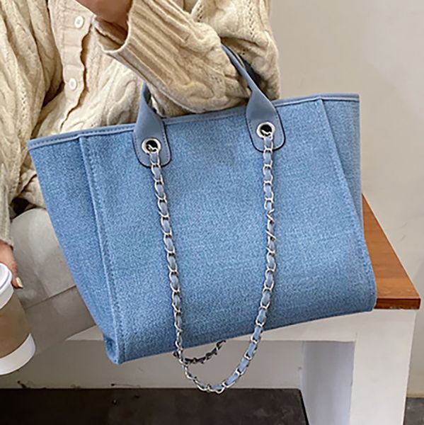 tote designer shoulder bag female casual fine chain messenger bolso canvas leisure portable large capacity soft girl bag
tote designer shoulder bag female casual fine chain messenger bolso canvas leisure portable large capacity soft girl bag