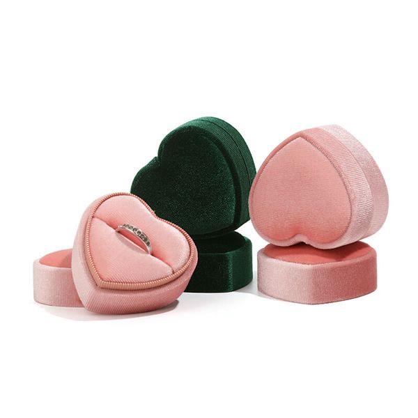 wholesale 5x5x3.5cm pink/ green heart shaped jewelry box corduroy ring pair pendant box simple and exquisite jewelry storage box, Black;white
wholesale 5x5x3.5cm pink/ green heart shaped jewelry box corduroy ring pair pendant box simple and exquisite jewelry storage box, Black;white