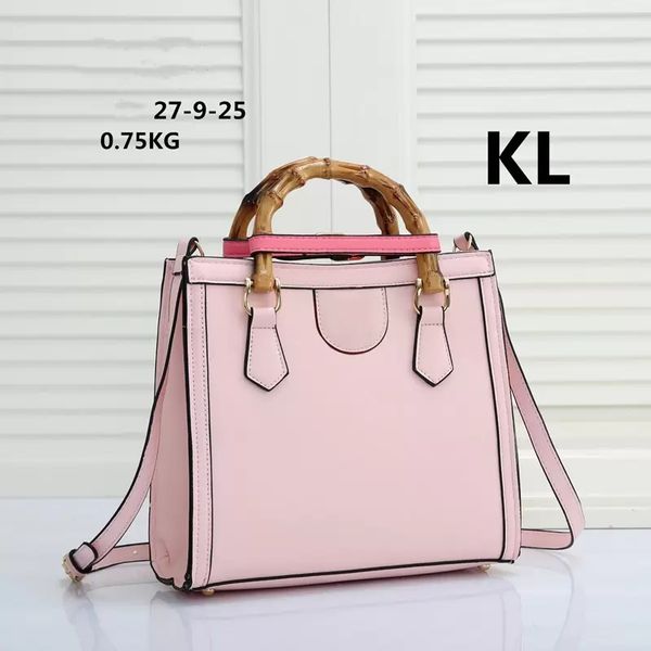 2022 luxuries designer totes diana handbags bamboo bag vintage exquisite lady shopping leisure crossbody fashion shoulder bags wallet pu lea
2022 luxuries designer totes diana handbags bamboo bag vintage exquisite lady shopping leisure crossbody fashion shoulder bags wallet pu lea