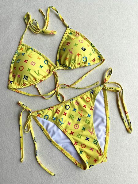 22ss fashion women swimsuit bikini set multicolors summer time beach bathing suits with pad tags, White;black
22ss fashion women swimsuit bikini set multicolors summer time beach bathing suits with pad tags, White;black