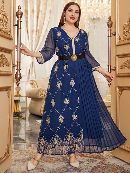 plus random embroidery contrast mesh pleated dress without belt b11c#, Black 
plus random embroidery contrast mesh pleated dress without belt b11c#, Black