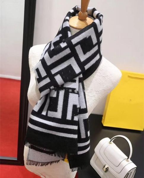 luxurys fashion landscape two-color double-sided designers scarf double-sided thickened long versatile shawl headband elegant, Blue;gray
luxurys fashion landscape two-color double-sided designers scarf double-sided thickened long versatile shawl headband elegant, Blue;gray