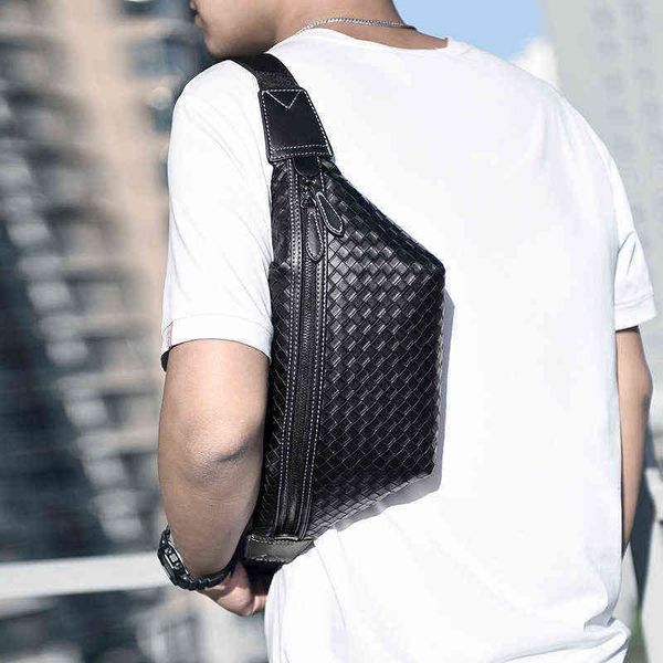 designer men waist bag leather fanny pack for woven belt purse sling crossbody mini phone pouch case chest black 220610
designer men waist bag leather fanny pack for woven belt purse sling crossbody mini phone pouch case chest black 220610