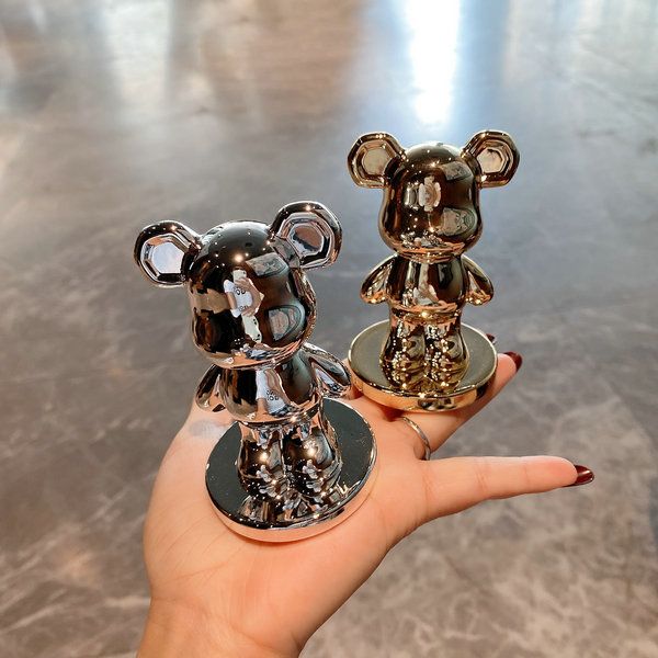ins personality gold and silver bear car decoration high level of appearance the central console pieces network red desktop
ins personality gold and silver bear car decoration high level of appearance the central console pieces network red desktop