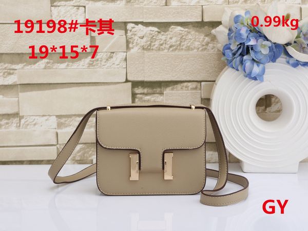 women's designers luxury famous shoulder bag totes purse handbag message bags cluth brand classic crossbody pu leather #19198 mini 19cm
women's designers luxury famous shoulder bag totes purse handbag message bags cluth brand classic crossbody pu leather #19198 mini 19cm