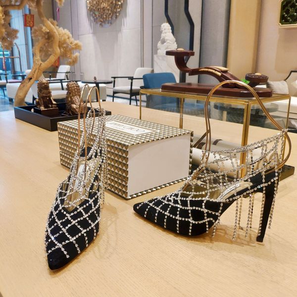 women's modern shoes, scotty110 crystal chains black suede muller shoes with stiletto heels formula head design, chic and beauty
women's modern shoes, scotty110 crystal chains black suede muller shoes with stiletto heels formula head design, chic and beauty
