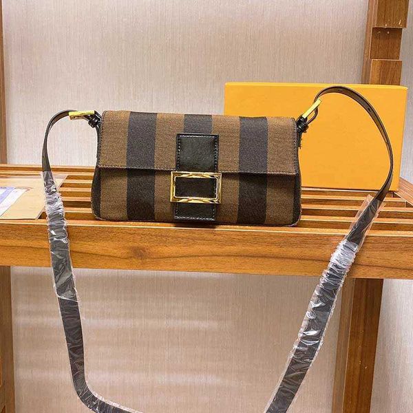 style crossbody handbag fashion lady envelope bag women shouler starp handbag canvas bag quality wallet purse nice
style crossbody handbag fashion lady envelope bag women shouler starp handbag canvas bag quality wallet purse nice