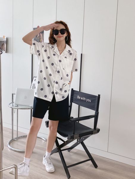 pra short-sleeved t-shirt shirt 2022 triangle logo men's polo shirt women's t-shirt fashion clothing letters business short-sleeve, White;black
pra short-sleeved t-shirt shirt 2022 triangle logo men's polo shirt women's t-shirt fashion clothing letters business short-sleeve, White;black
