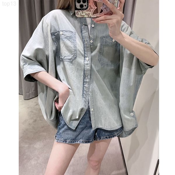 women's polos designer ri3 22 spring / summer new washed blue casual denim shirt silhouette loose and versatile lapel gx3034 pvz3, White
women's polos designer ri3 22 spring / summer new washed blue casual denim shirt silhouette loose and versatile lapel gx3034 pvz3, White