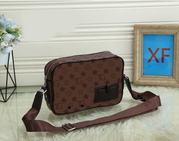 luxury designer men handbag messenger bag sacoche pouch women discount handbags tote purses for girls boys backpacks
luxury designer men handbag messenger bag sacoche pouch women discount handbags tote purses for girls boys backpacks